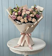 Букет цветов из:  Розы и Лизиантусы в Нефедово