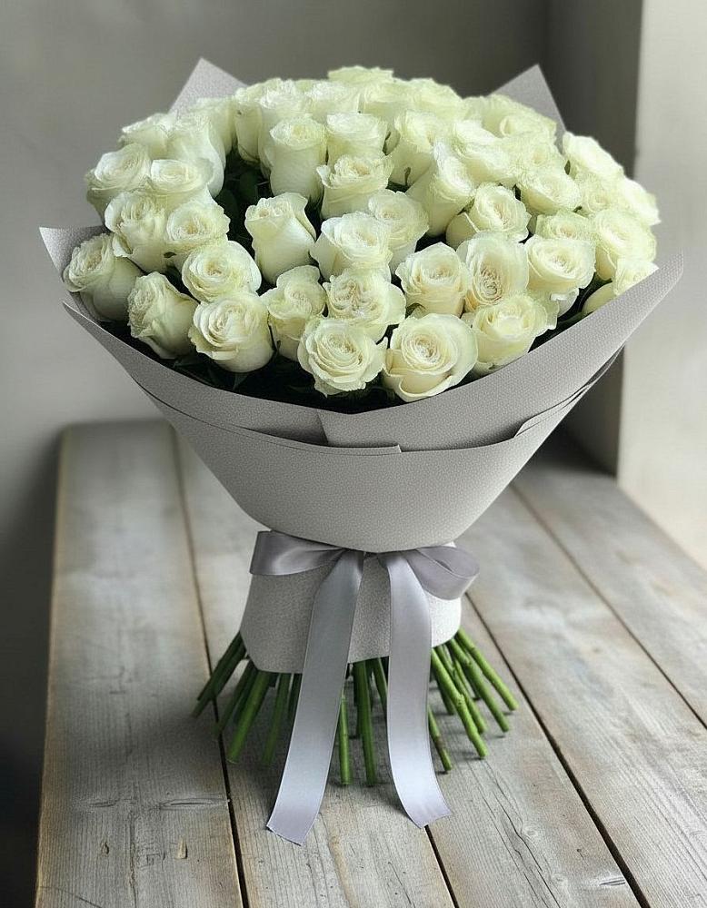 Букет 35 Белых роз в Нефедово