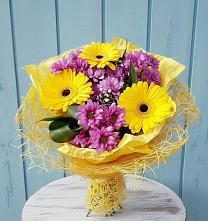 Букет цветов из:  Хризантемы и Герберы #REPLACE_PRED# Нефедово