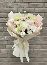 Букет цветов из:  Гвоздики, Розы, Лизиантусы и Хризантемы #REPLACE_PRED# Нефедово