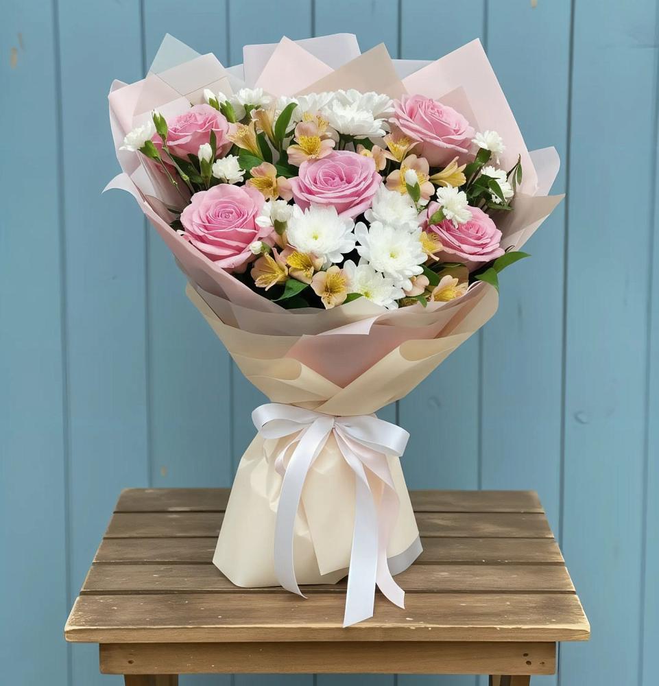 Букет цветов из: Гвоздики, Орхидеи и Розы в Нефедово