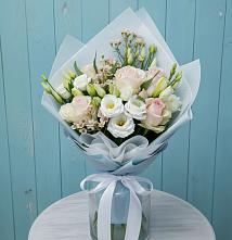 Букет цветов из:  Розы и Лизиантусы в Нефедово