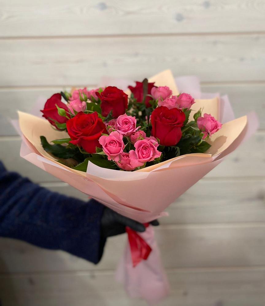 Букет цветов из: Розы в Нефедово