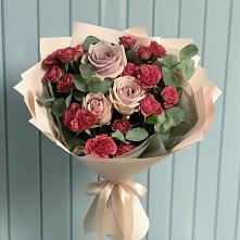 Букет цветов из:  Гвоздики и Розы в Нефедово